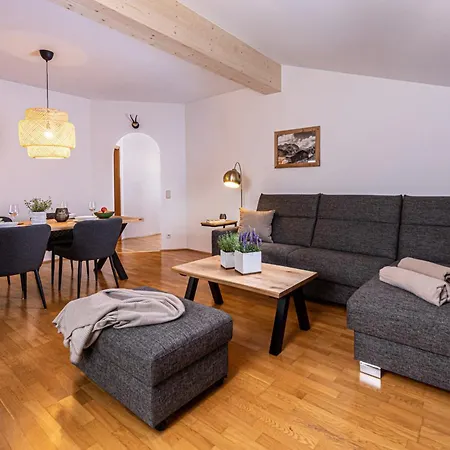 Koenigsblick Apartment