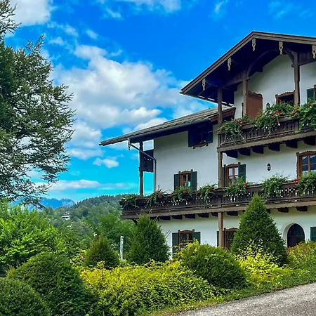 Koenigsblick Apartment *